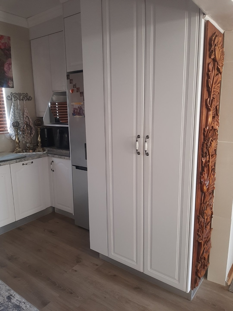 2 Bedroom Property for Sale in Morewag Free State